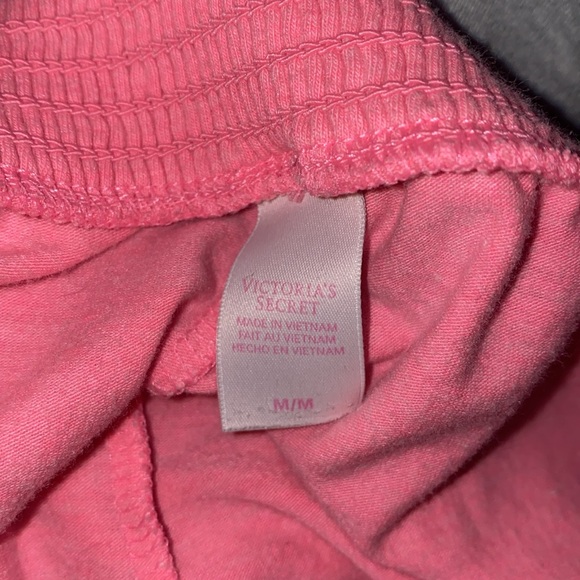 🐆Pink Pink Victoria Secret shorts! - Picture 8 of 8